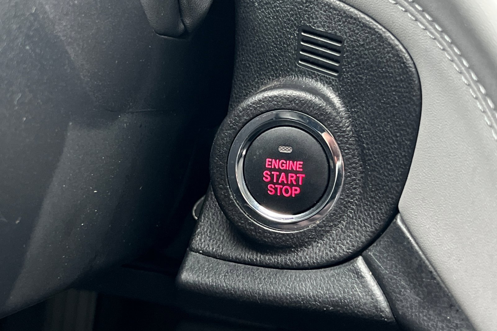 Used 2024 Subaru Outback Limited image 22