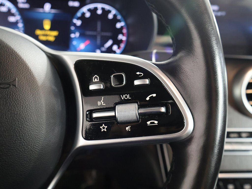 Used 2021 Mercedes-Benz GLC 300 4MATIC w/ Multimedia Package image 49