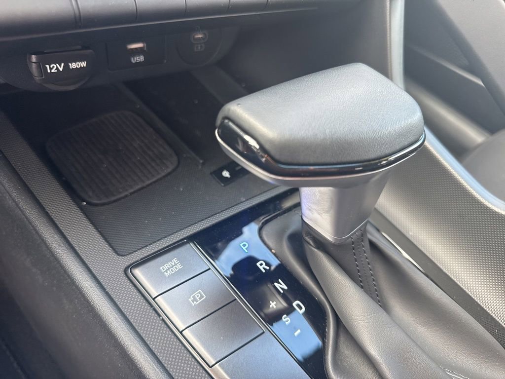 Certified 2025 Hyundai Elantra Sport image 25