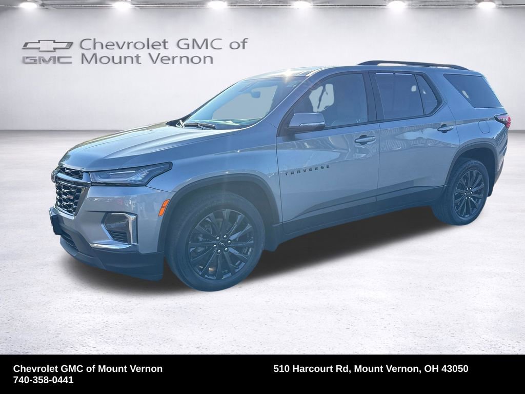 Used 2024 Chevrolet Traverse RS w/ LPO, Floor Liner Package AWD/4WD image 2