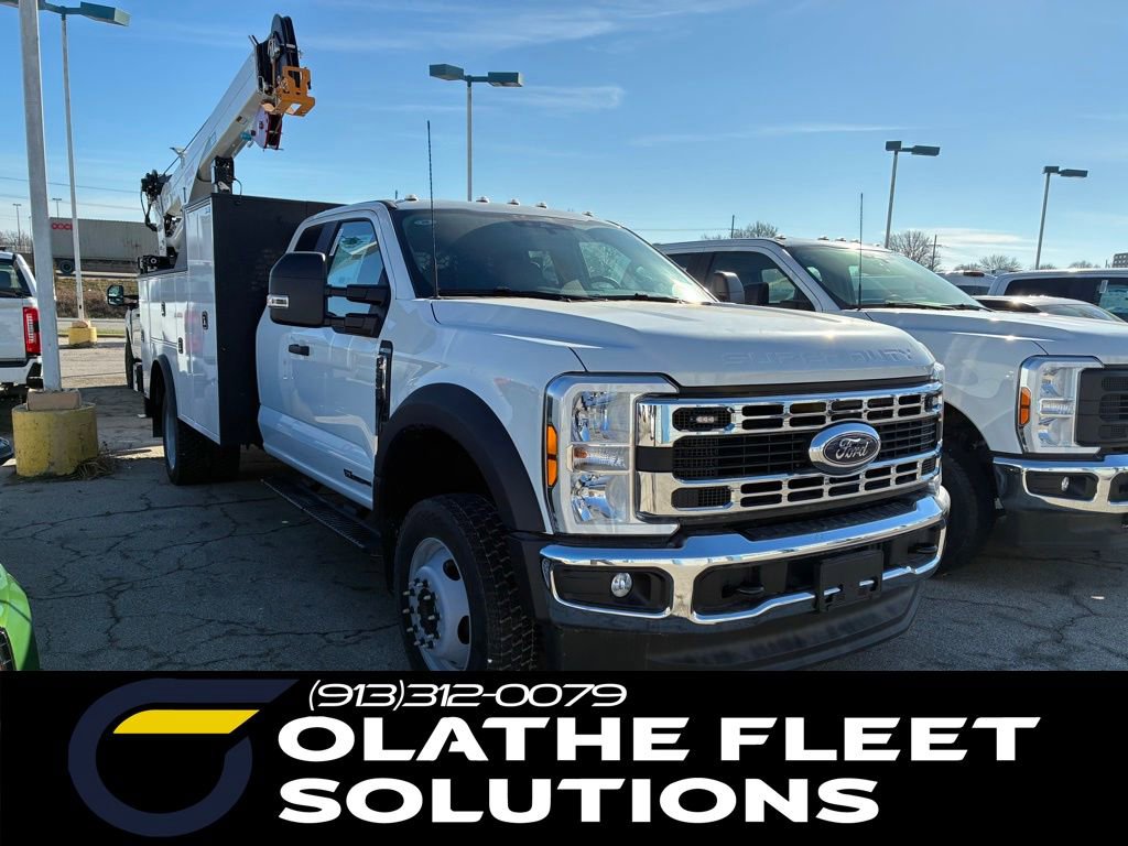 New 2026 Ford F550 4x4 Supercab Super Duty image 5