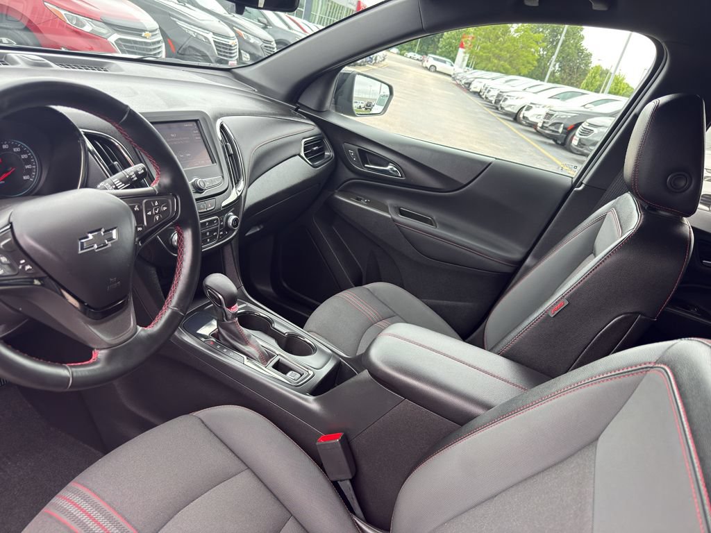 Certified 2023 Chevrolet Equinox RS FWD image 25