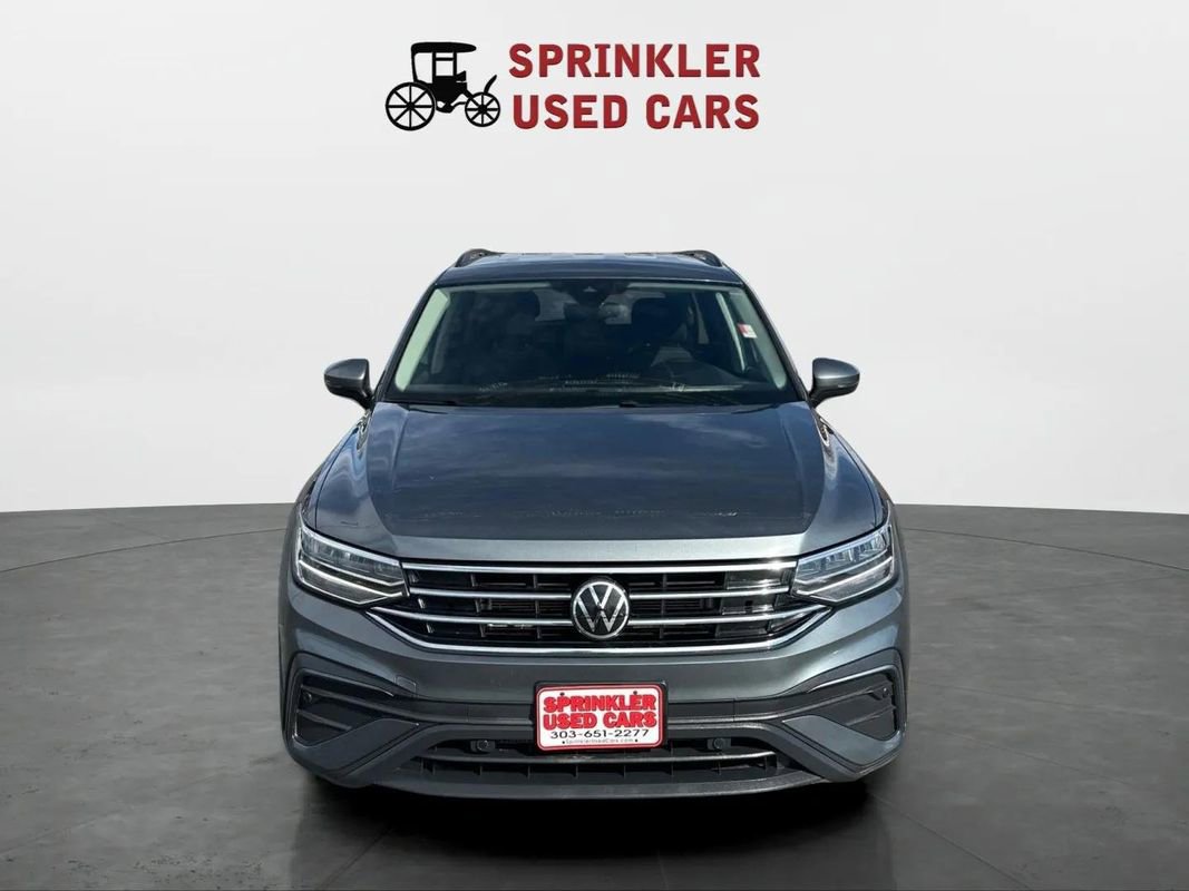 Used 2024 Volkswagen Tiguan S image 2