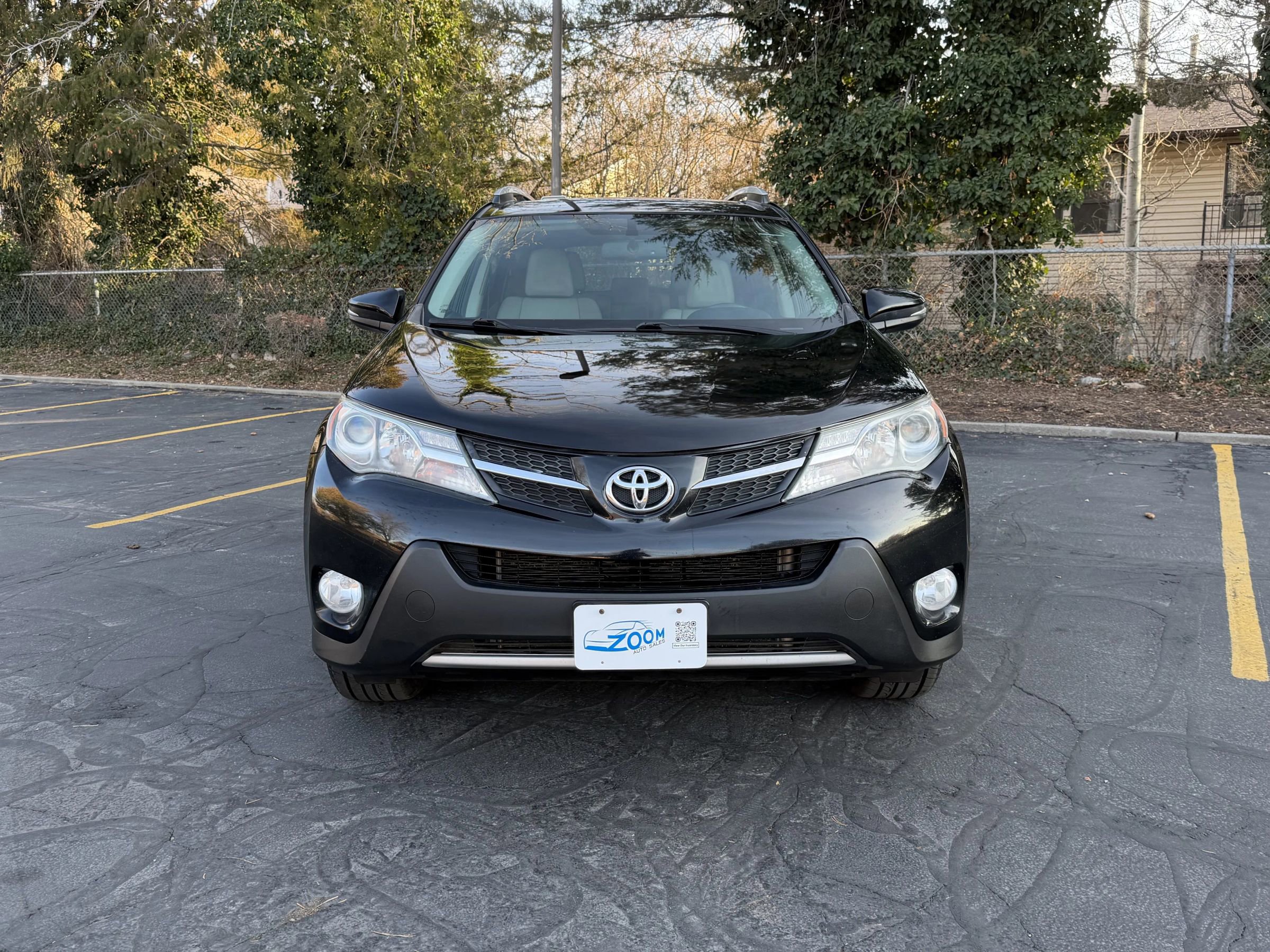 Used 2015 Toyota RAV4 Limited image 2