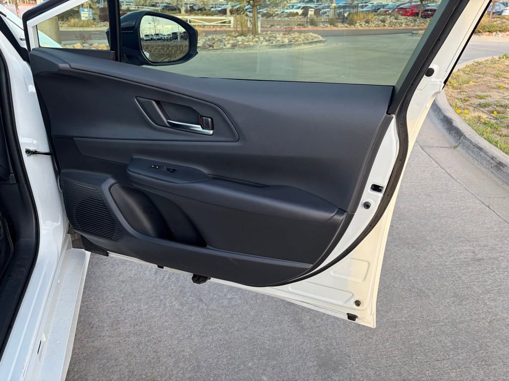 Used 2023 Toyota Prius Prime image 24