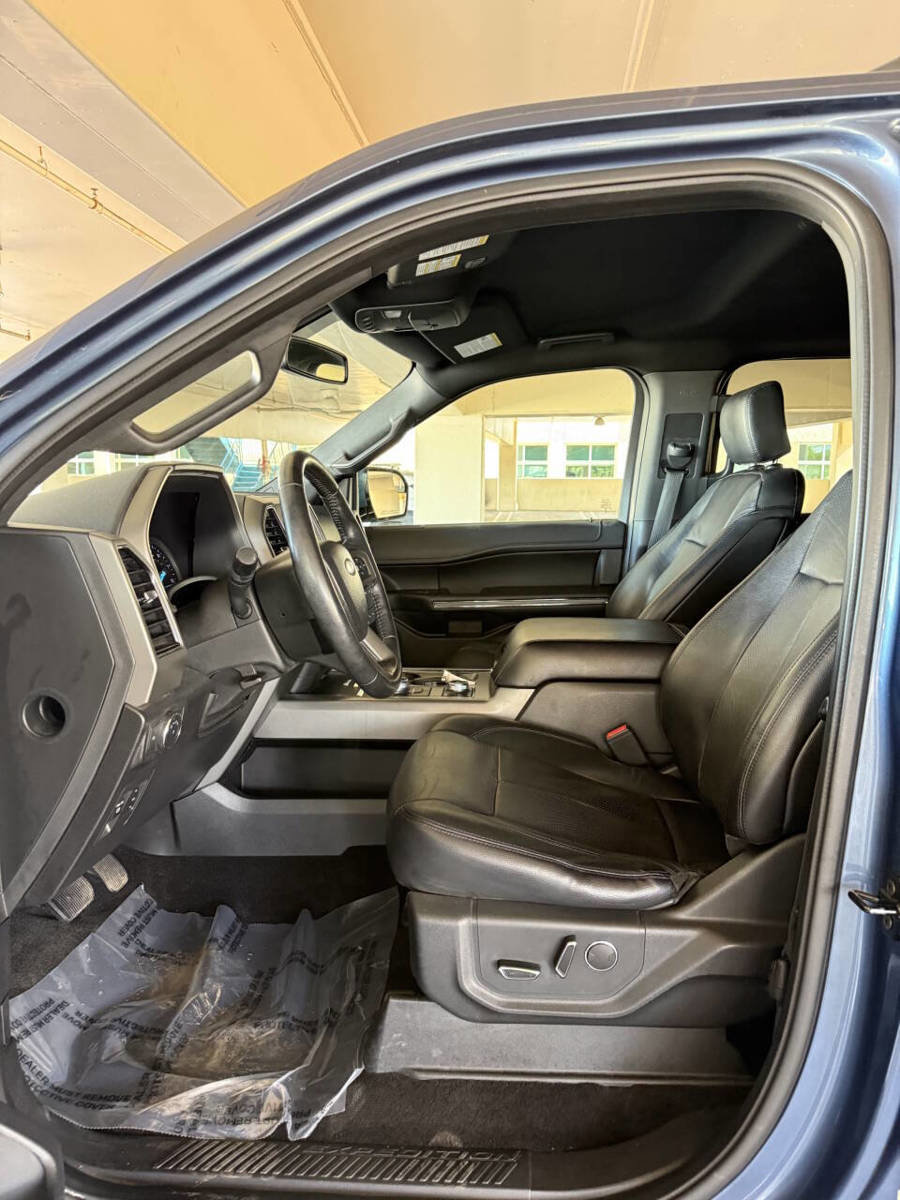 Used 2018 Ford Expedition Max XLT image 15