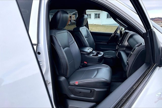 Used 2022 RAM 3500 Tradesman w/ Safety Group image 28