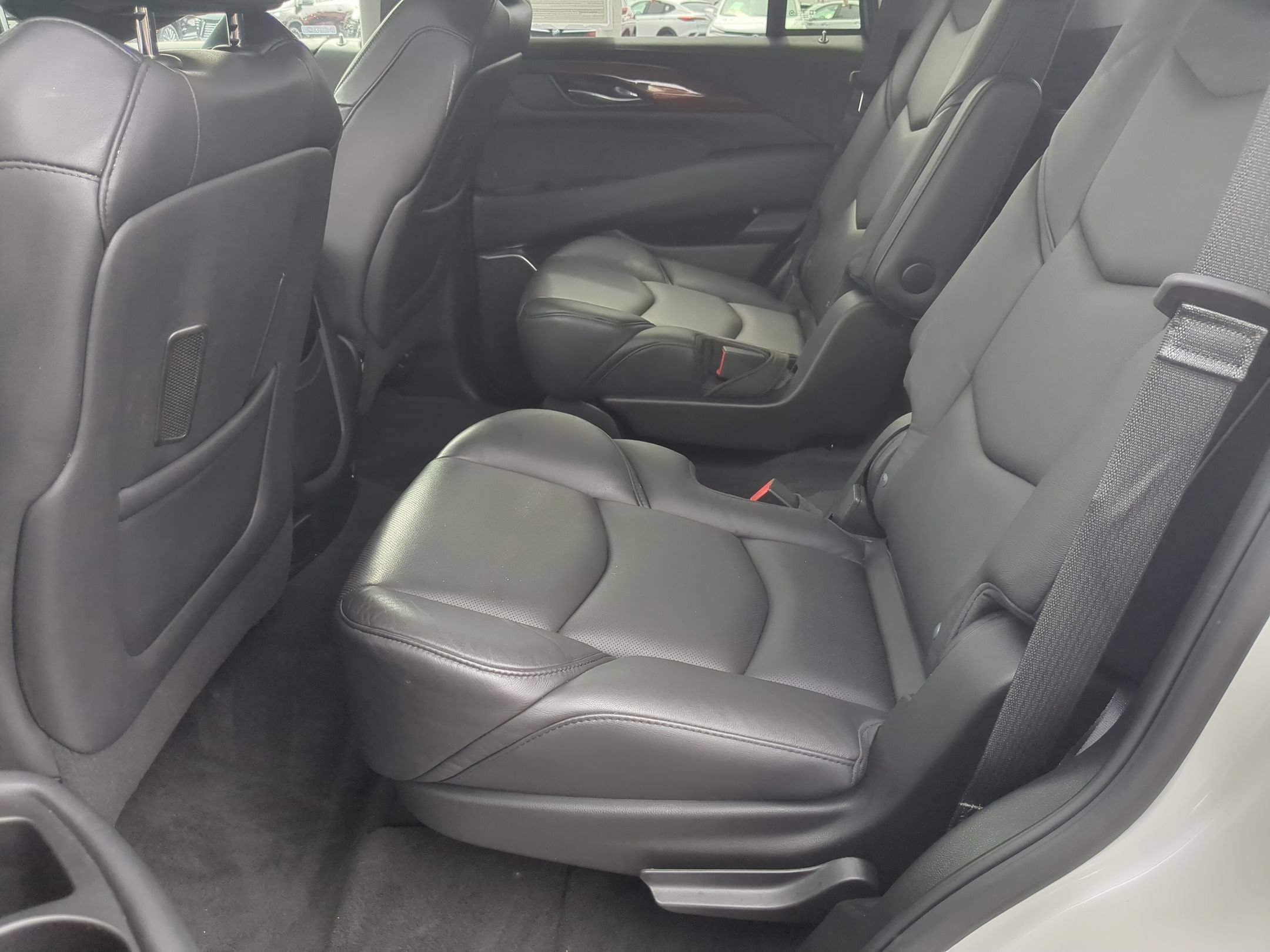 Certified 2020 Cadillac Escalade Luxury AWD/4WD image 23
