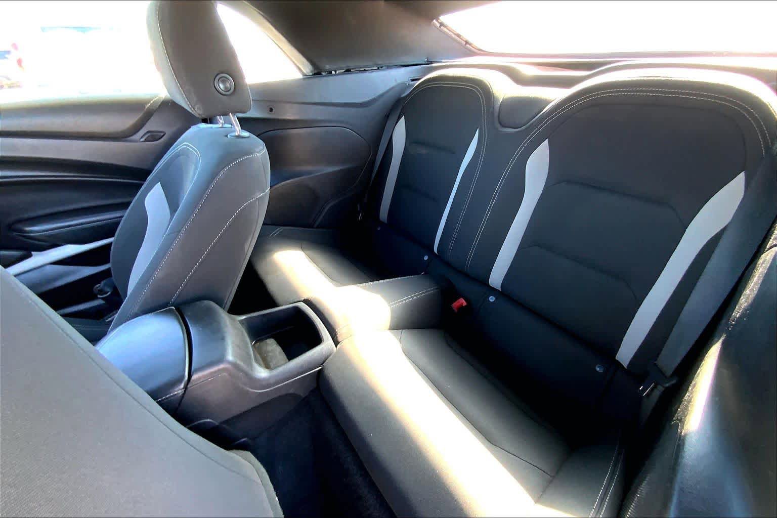 Used 2019 Chevrolet Camaro LT RWD image 16