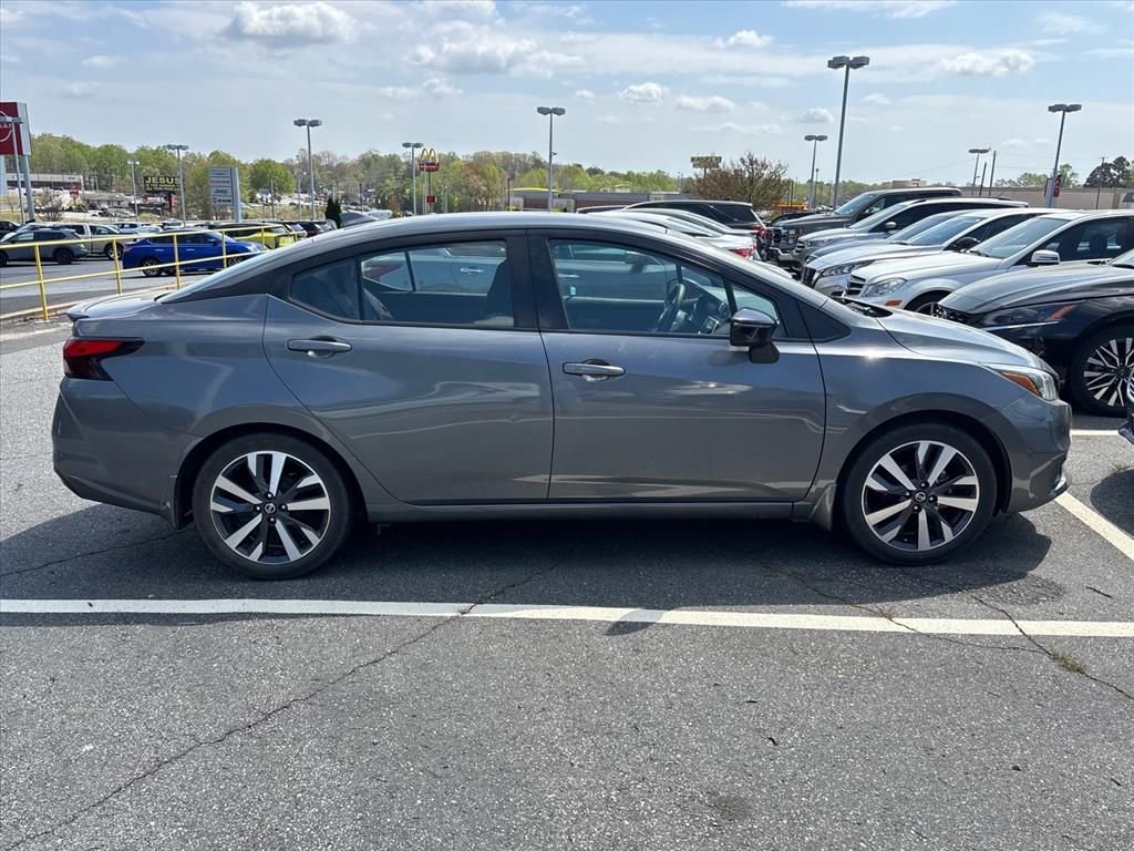 Used 2020 Nissan Versa SR image 6