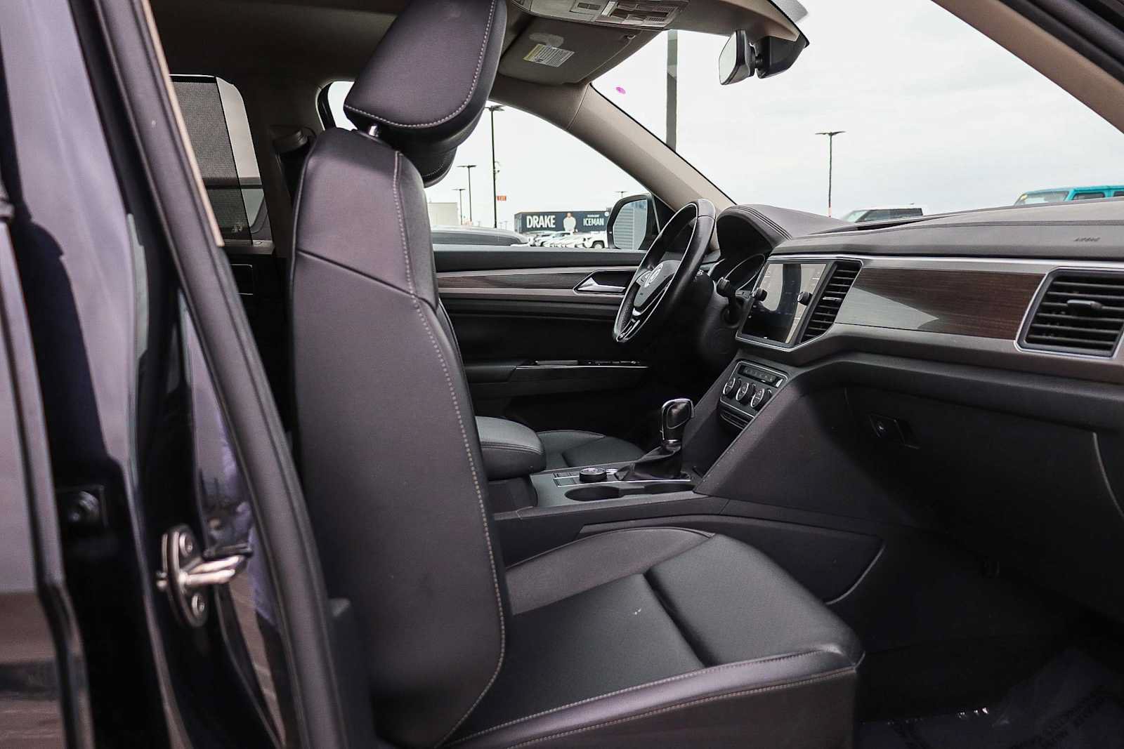 Used 2019 Volkswagen Atlas SE w/ Panoramic Sunroof Package AWD/4WD image 17