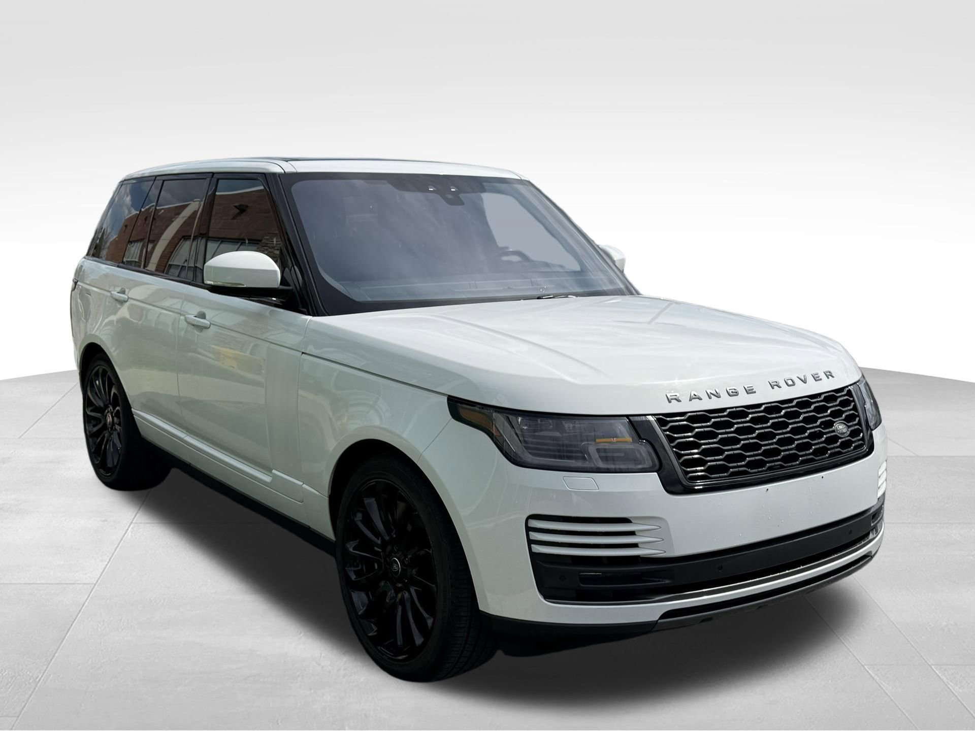 Used 2019 Land Rover Range Rover image 11
