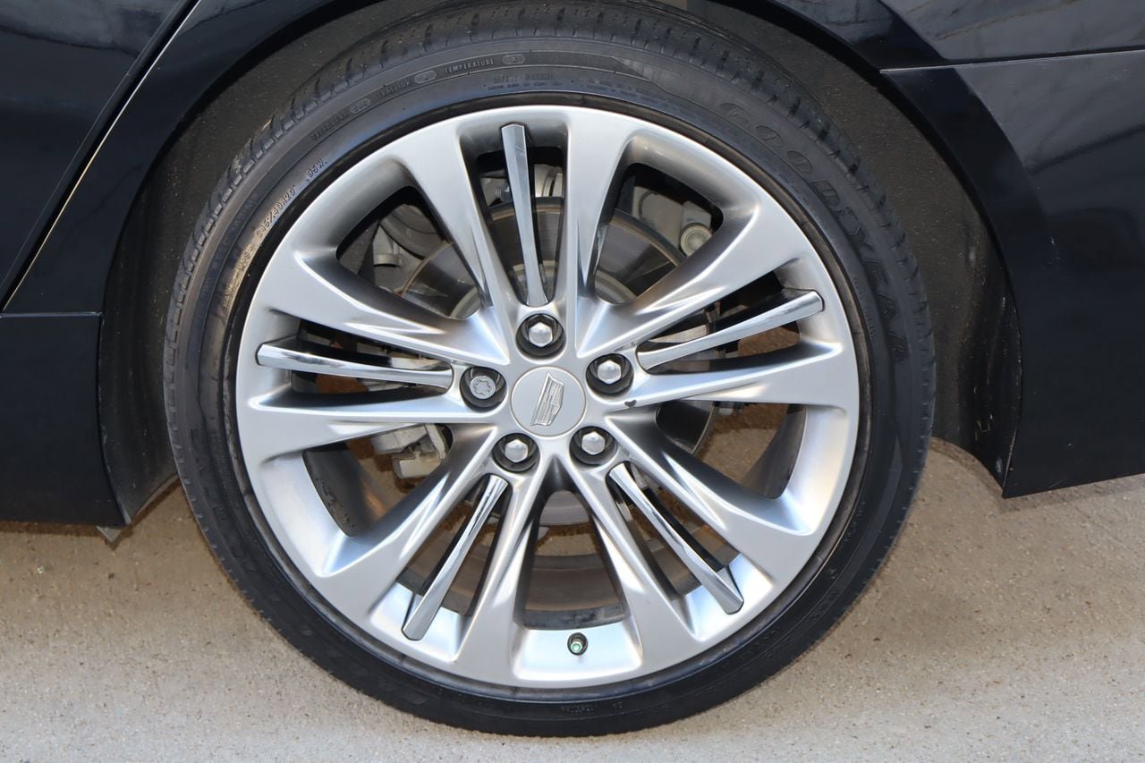 Used 2017 Cadillac CT6 Luxury AWD/4WD image 30