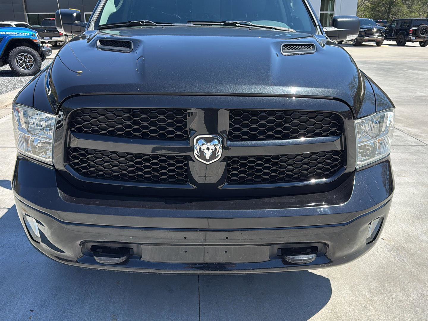 Used 2015 RAM 1500 Outdoorsman w/ Pittsburgh Penguins Edition AWD/4WD image 15
