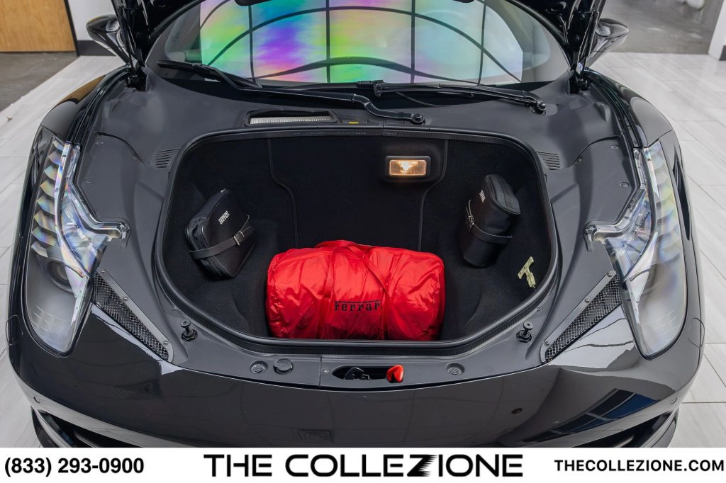 Used 2014 Ferrari 458 Italia Coupe RWD image 81