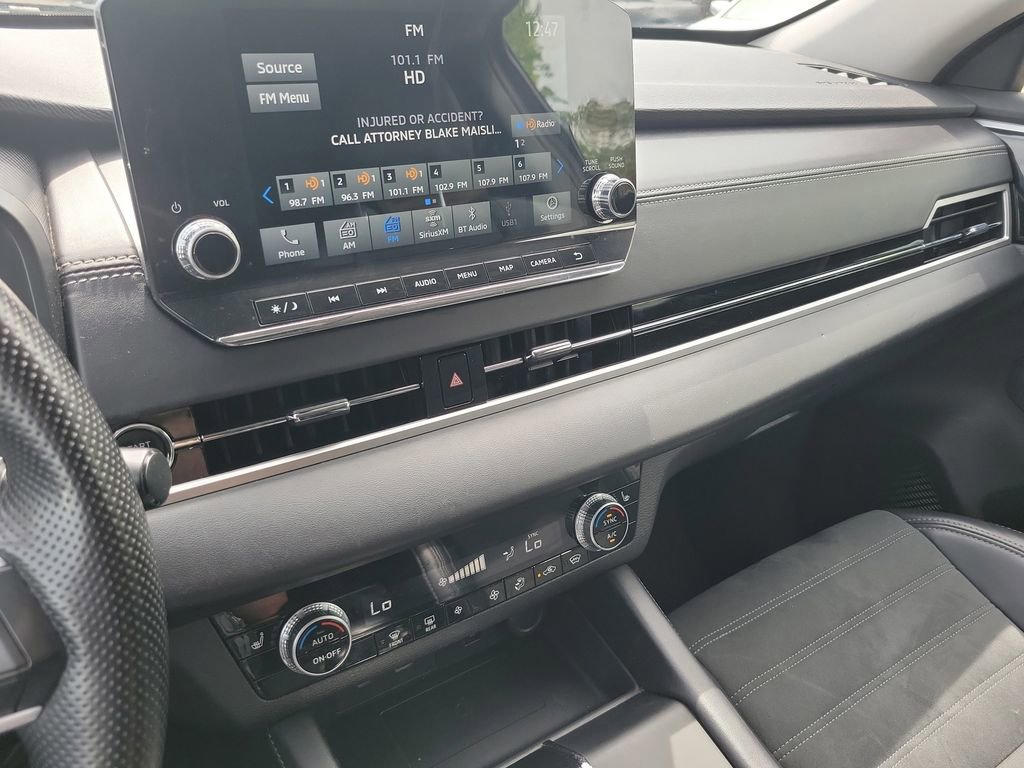 Used 2024 Mitsubishi Outlander SE AWD/4WD image 29