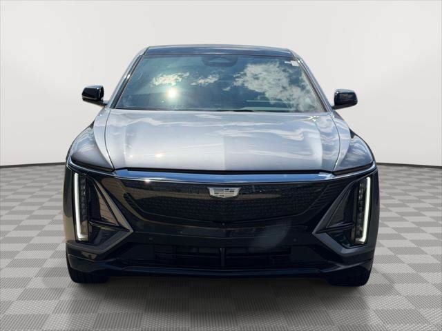 Used 2023 Cadillac Lyriq 2WD image 2