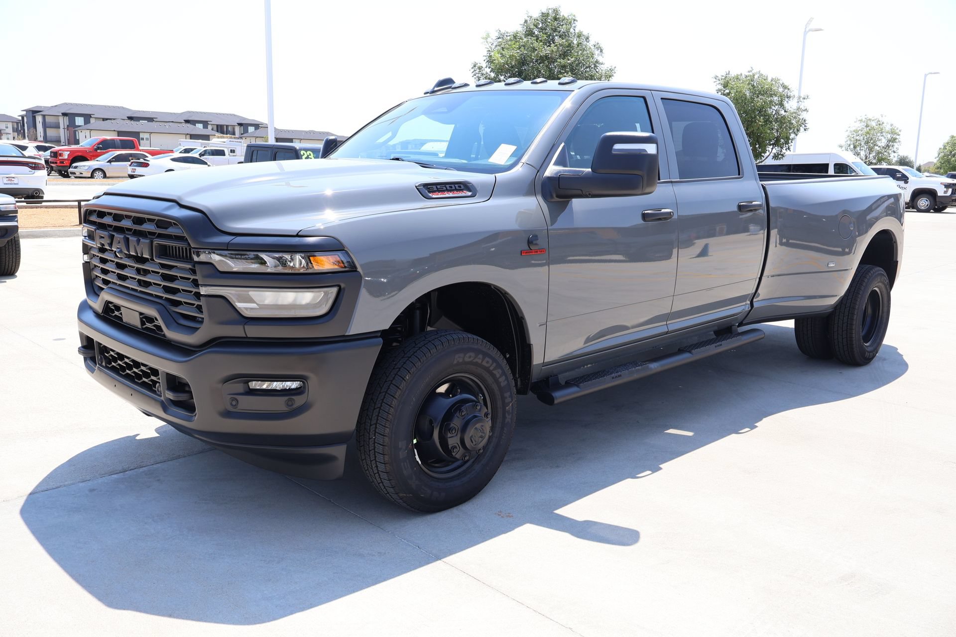 New 2026 RAM 3500 Tradesman AWD/4WD image 10