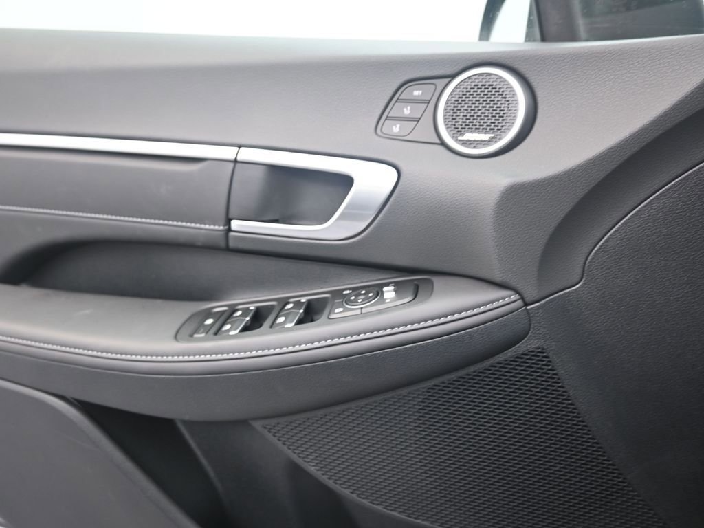 Used 2022 Hyundai Sonata Limited image 14