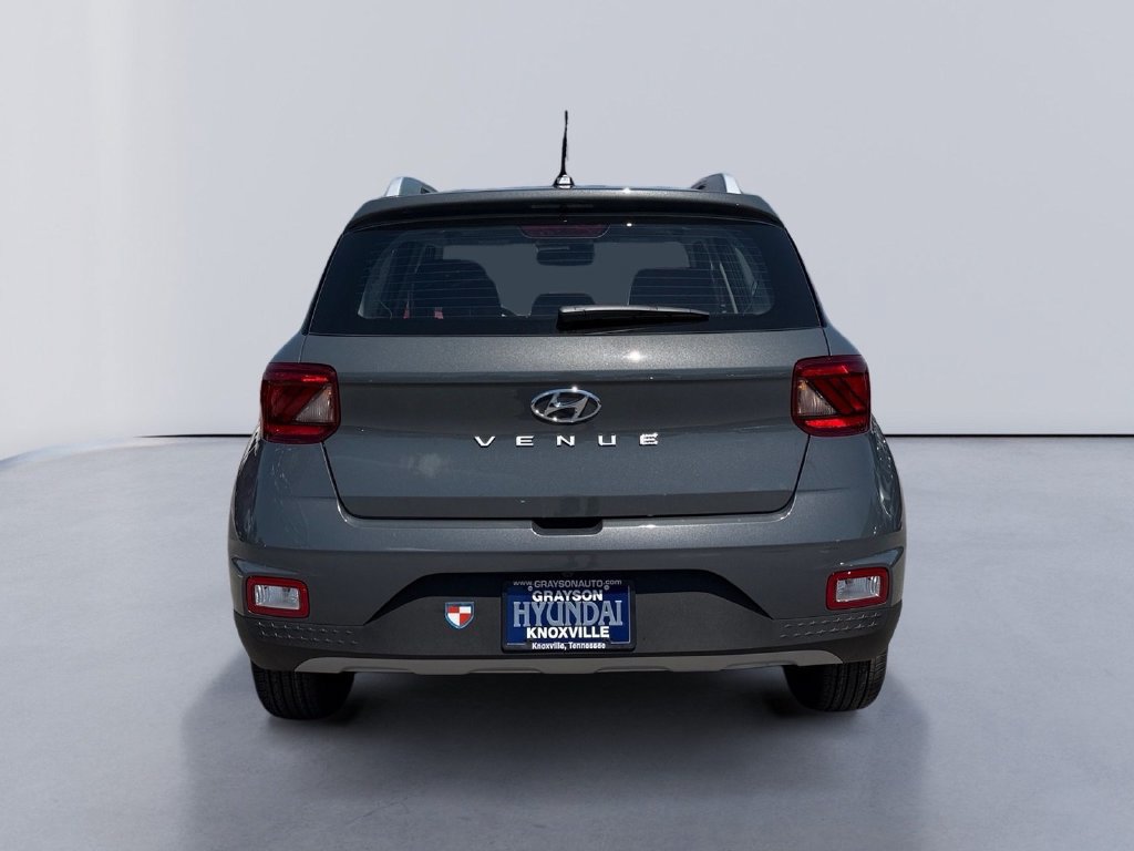 New 2026 Hyundai Venue SEL FWD image 4