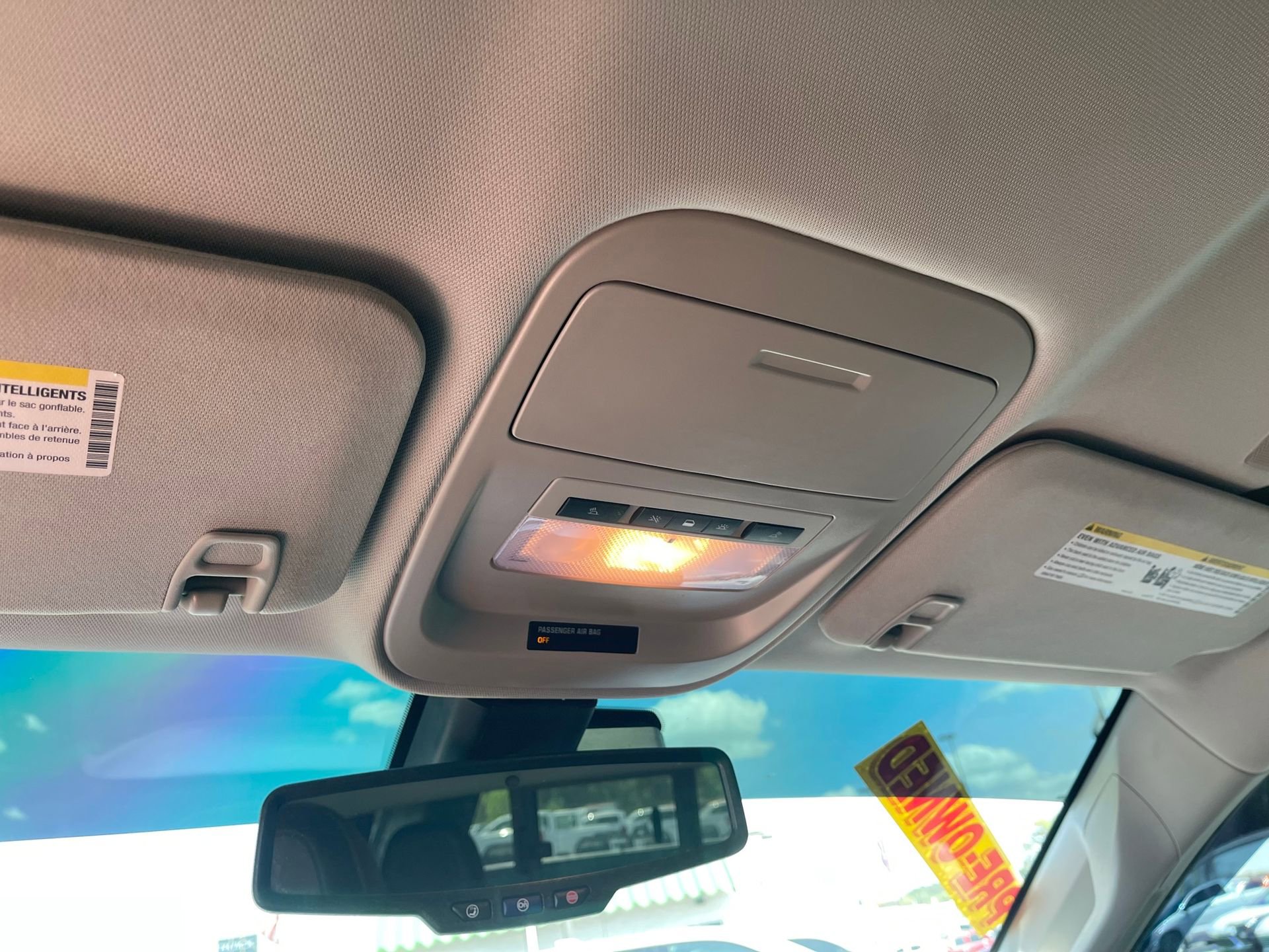 Used 2021 GMC Canyon Denali image 19