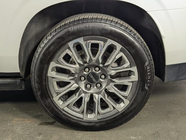 Used 2023 GMC Yukon XL Denali Ultimate AWD/4WD image 11
