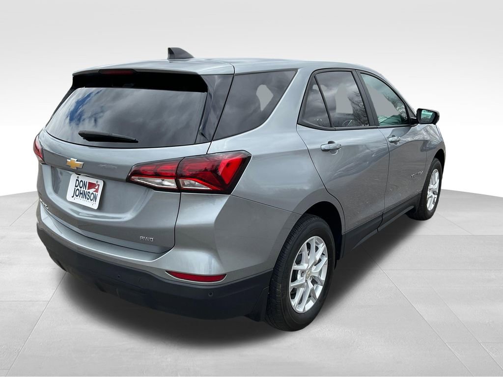 Used 2023 Chevrolet Equinox LS w/ LS Convenience Package AWD/4WD image 31
