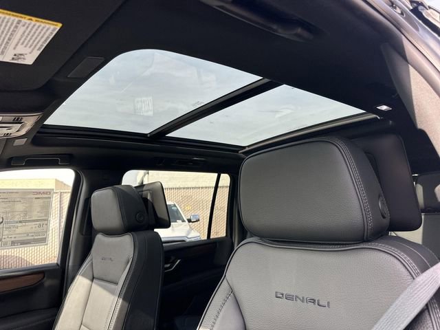 New 2026 GMC Yukon XL Denali w/ Denali Reserve Package image 7