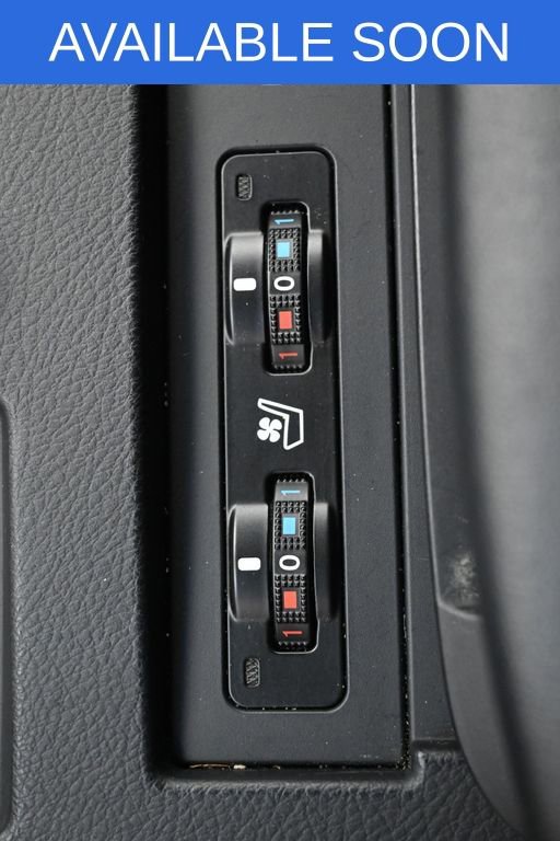 Used 2013 Lexus RX 450h AWD w/ Navigation Pkg image 29