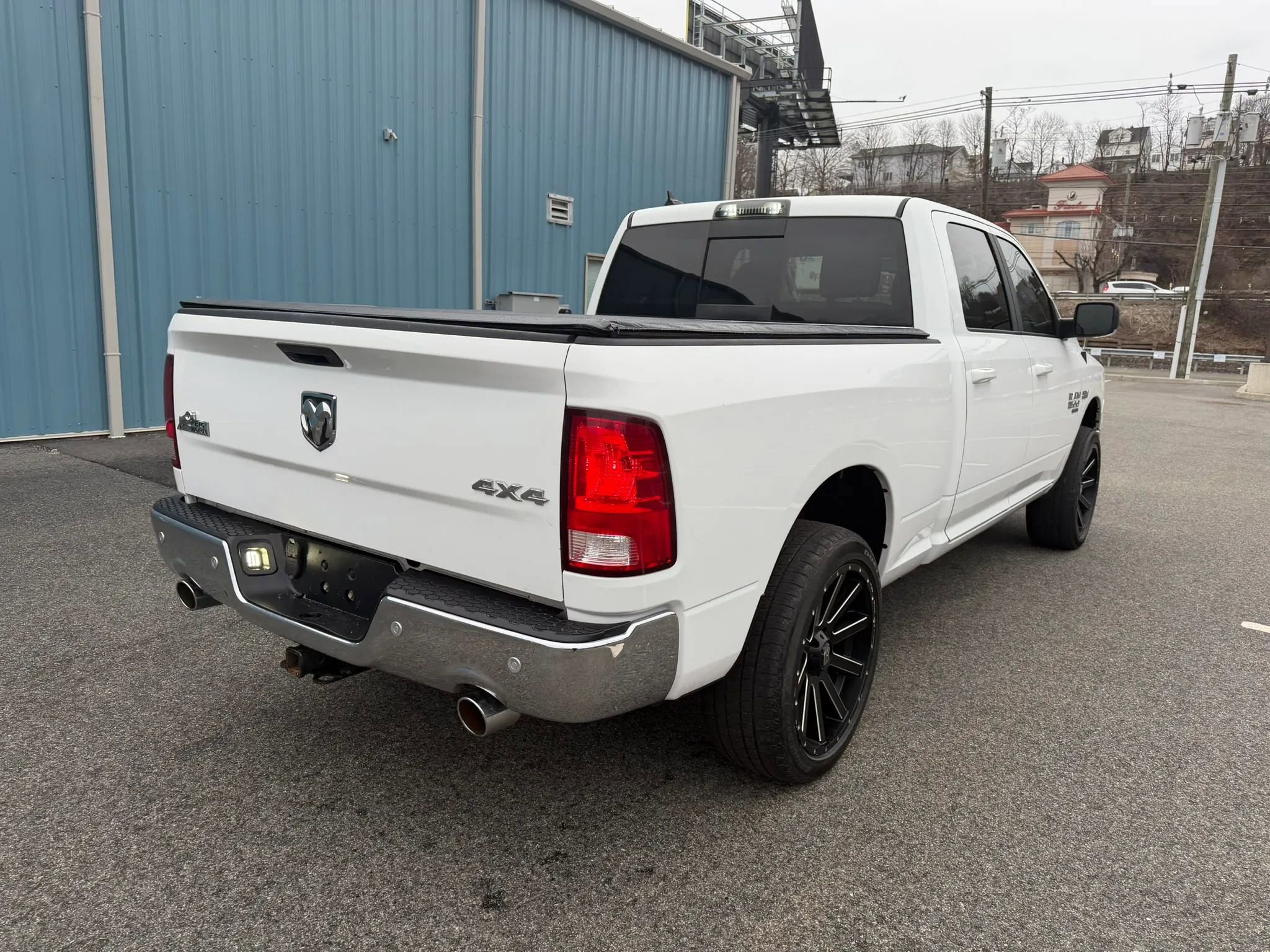 Used 2019 RAM 1500 Big Horn image 9
