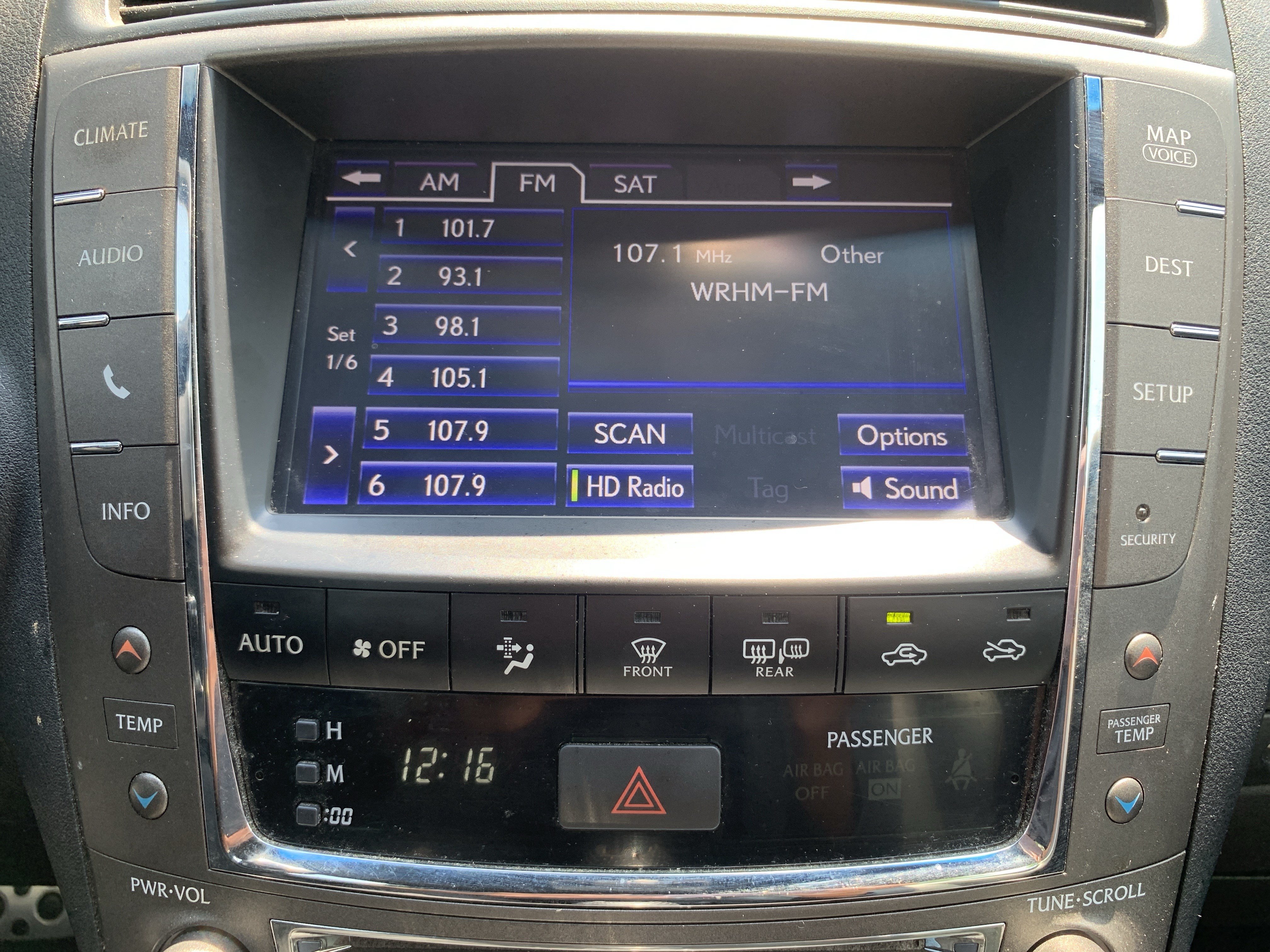 Used 2014 Lexus IS 250C w/ F-Sport Package w/as Tires RWD image 23
