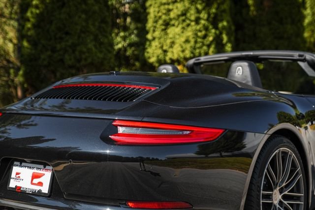 Used 2019 Porsche 911 Carrera RWD image 16