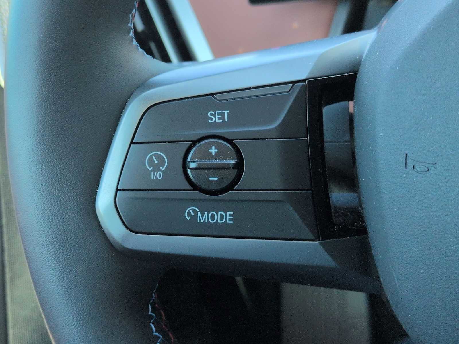 Used 2025 BMW iX M60 image 25