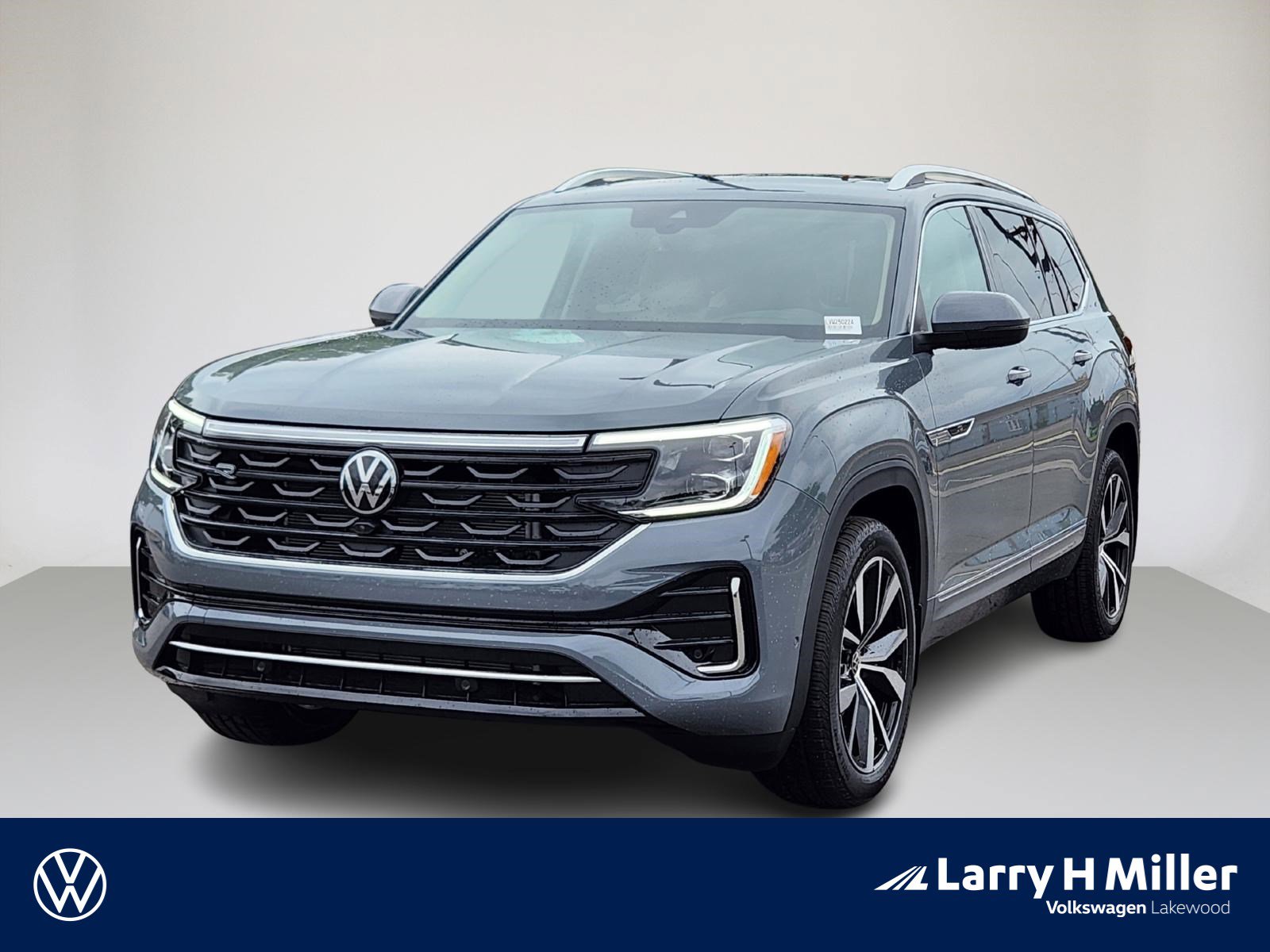 New 2025 Volkswagen Atlas SEL Premium R-Line video 1