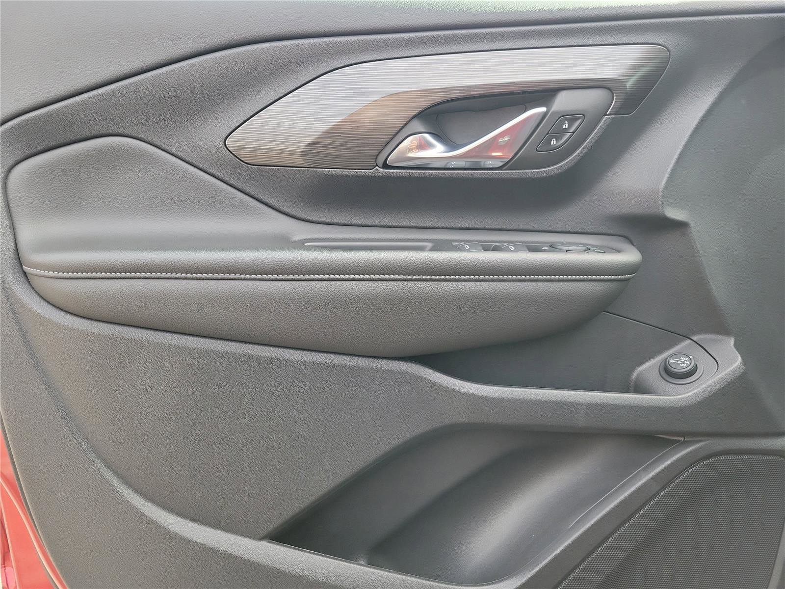 Used 2023 GMC Terrain SLE w/ Driver Convenience Package image 20