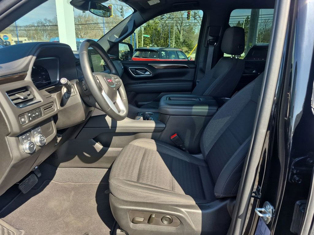 Certified 2023 GMC Yukon XL SLE image 23