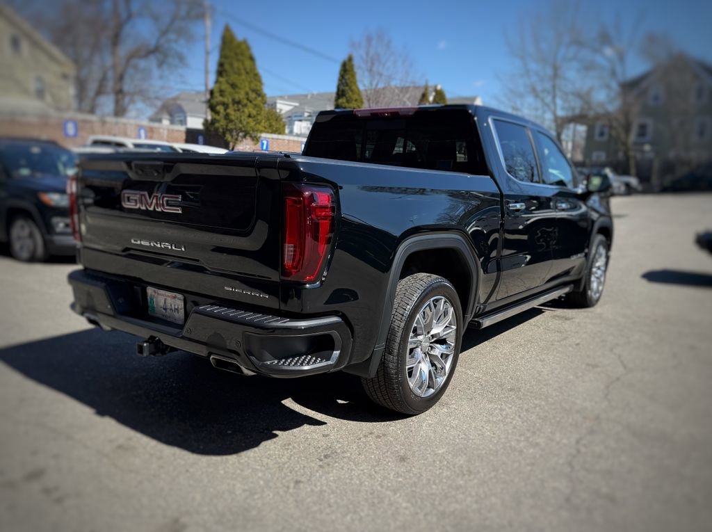 Used 2024 GMC Sierra 1500 Denali w/ Denali Reserve Package image 8