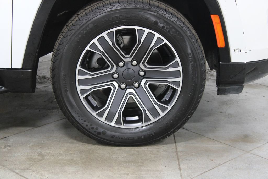 Used 2024 Jeep Wagoneer Series II image 12