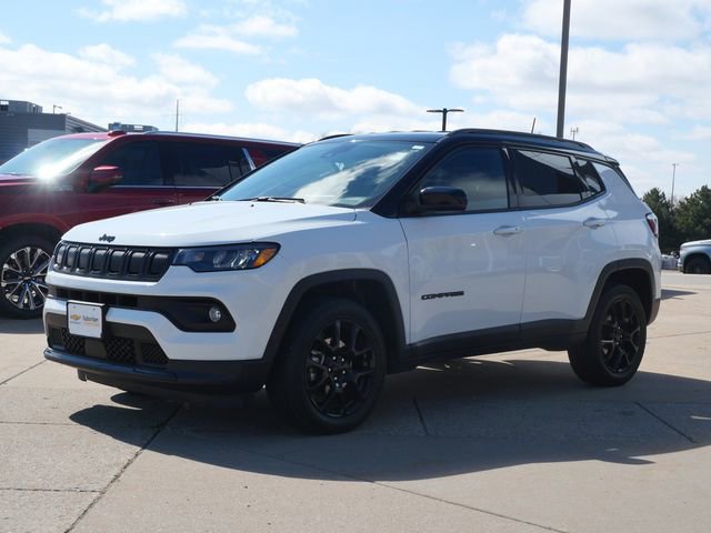Used 2022 Jeep Compass Altitude w/ Convenience Group image 3