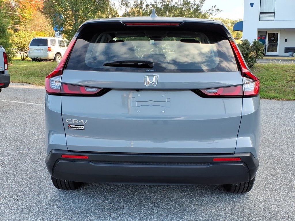 Used 2024 Honda CR-V LX image 8