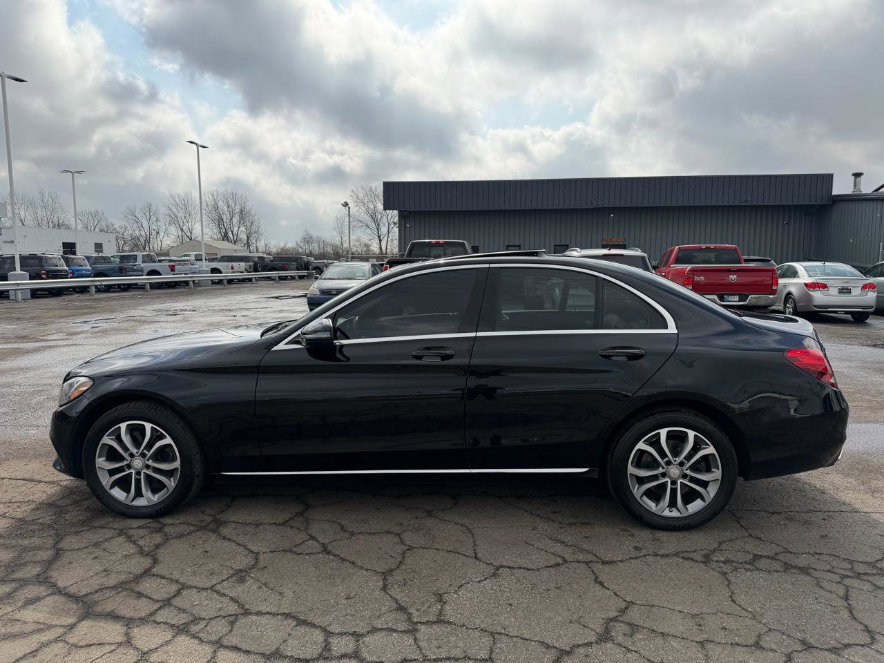 Used 2016 Mercedes-Benz C 300 4MATIC Sedan image 6