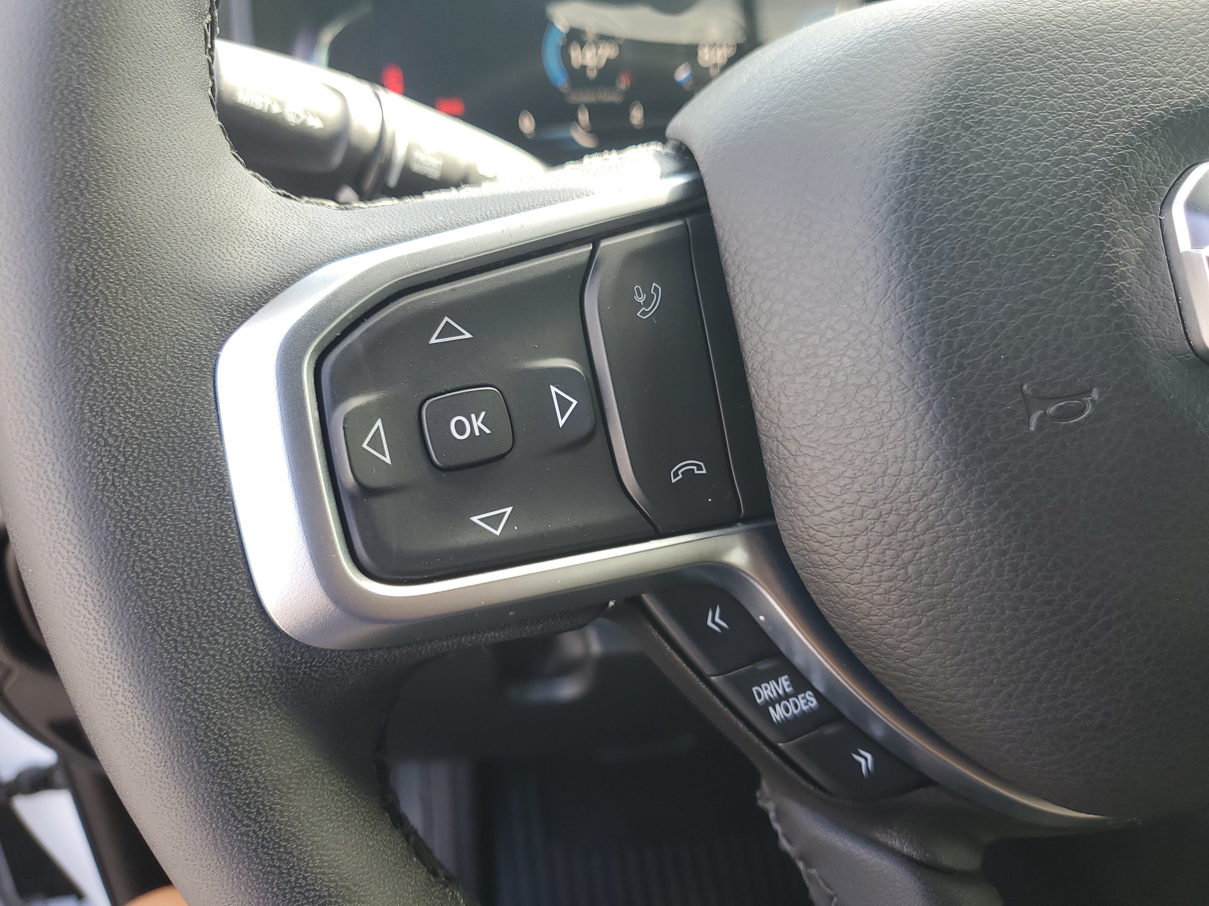 Used 2025 RAM 1500 Big Horn AWD/4WD image 16
