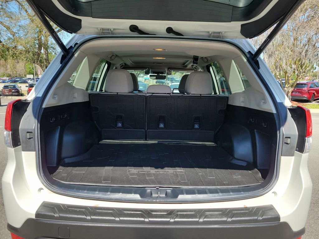 Used 2020 Subaru Forester Premium image 14