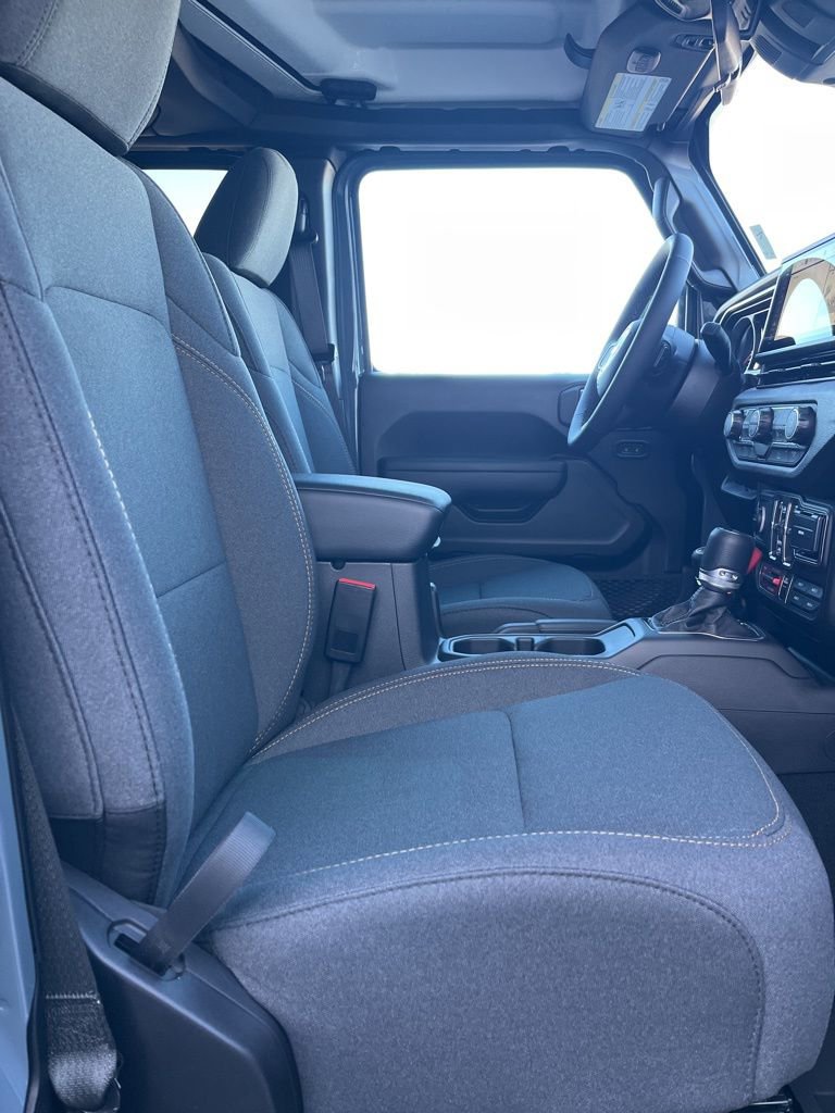 New 2026 Jeep Wrangler Unlimited Sport AWD/4WD image 9