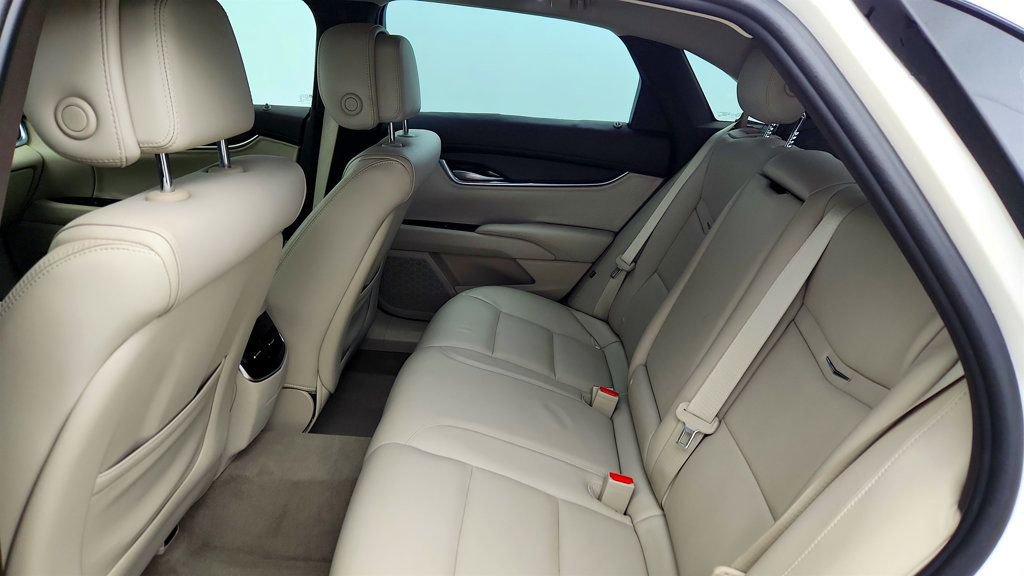 Used 2014 Cadillac XTS FWD image 20