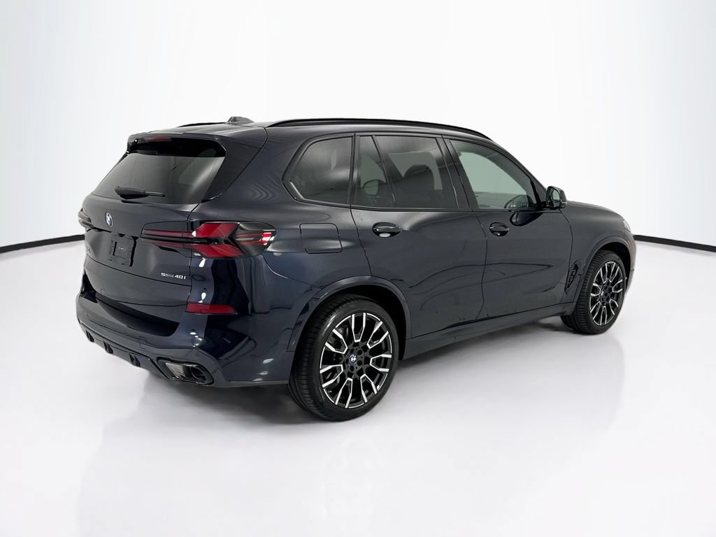 Used 2026 BMW X5 sDrive40i w/ M Sport Package RWD image 5