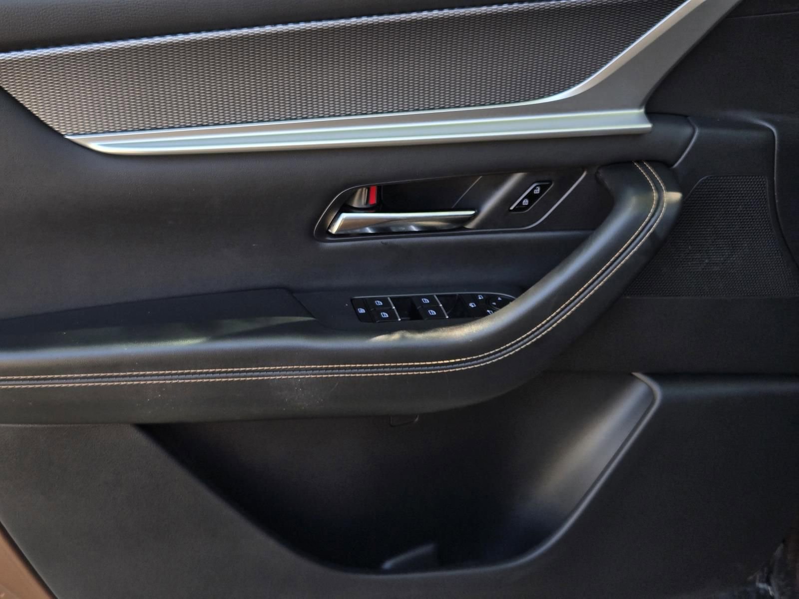 Certified 2025 MAZDA CX-70 3.3 Turbo S w/ Premium Package image 24