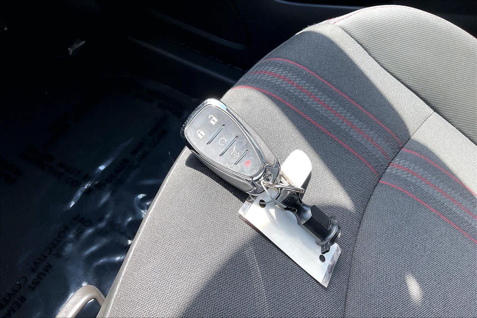 Used 2024 Chevrolet Equinox RS FWD image 20