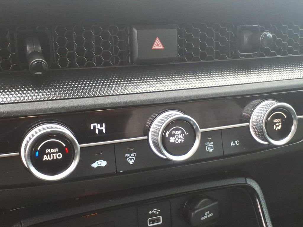 Used 2023 Honda CR-V LX image 11