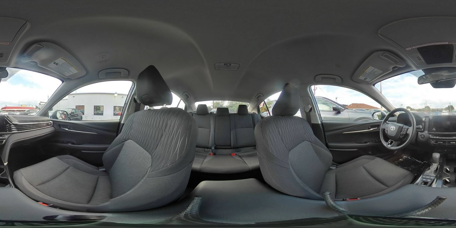 Used 2025 Toyota Camry LE FWD image 40